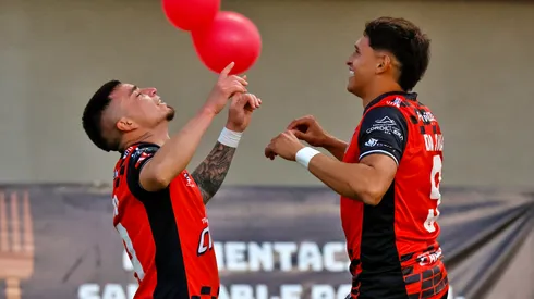 Castro (izquierda) anotó dos goles en la victoria sobre Rangers.