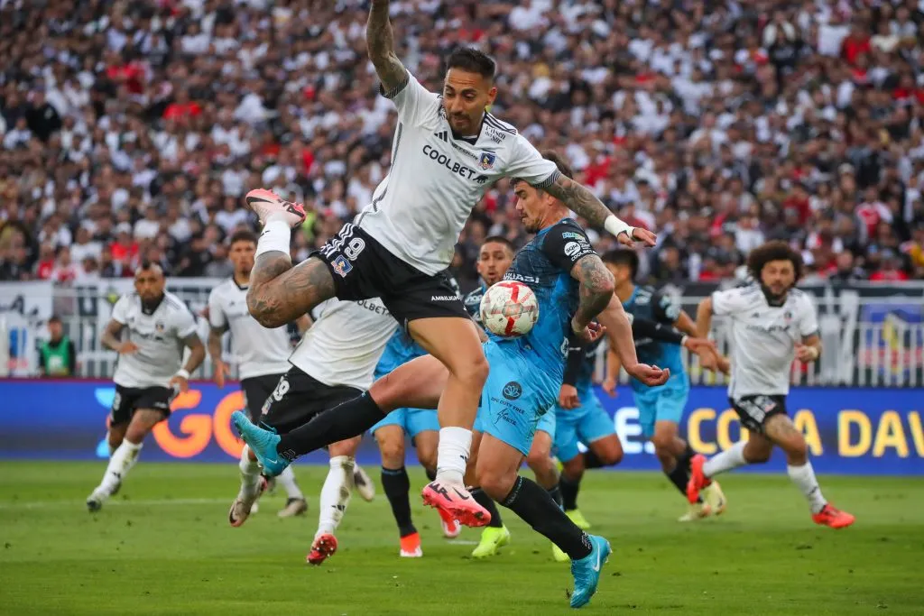 Javier Correa ante Iquique. Foto: Jonnathan Oyarzun/Photosport