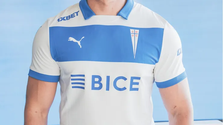 La nueva camiseta de los cruzados tiene un cambio en la franja y fue presentada por Puma.