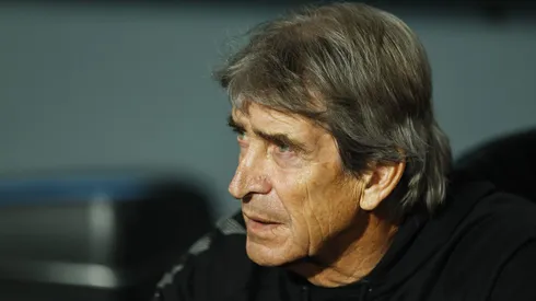 Manuel Pellegrini se abre a la chance de dirigir a la Roja