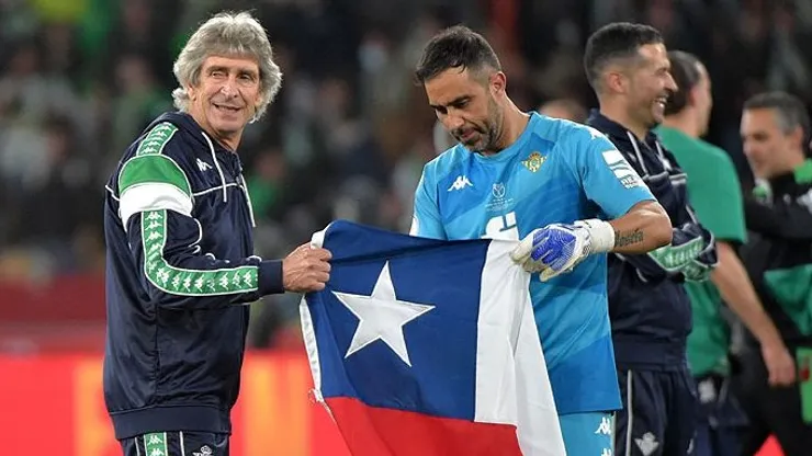 Pellegrini y Claudio Bravo en el Betis.