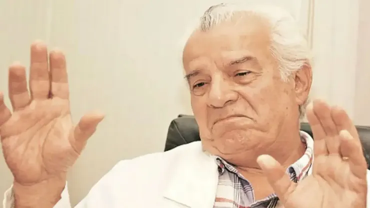 René Orozco fue homenajeado en el Nacional.