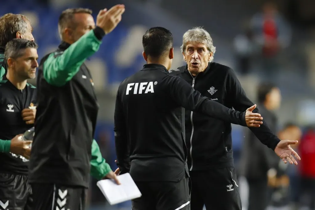 Manuel Pellegrini hace un recorrido de su historia internacional como DT. Foto Javier Vergara/PHOTOSPORT