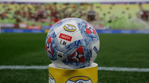 El balón del Campeonato Nacional 2026.