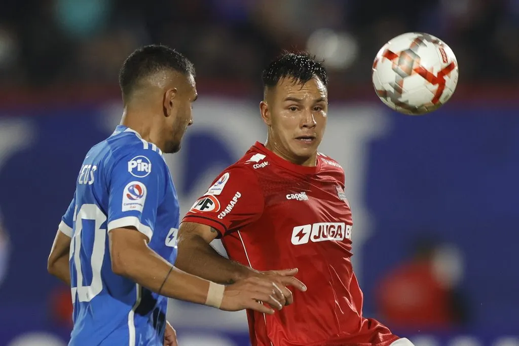 Federico Mateos en acción ante Ñublense. ¿Volverá? (Felipe Zanca /Photosport).