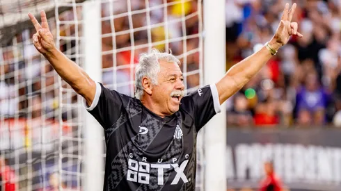 Carlos Caszely está feliz por el presente de Colo Colo