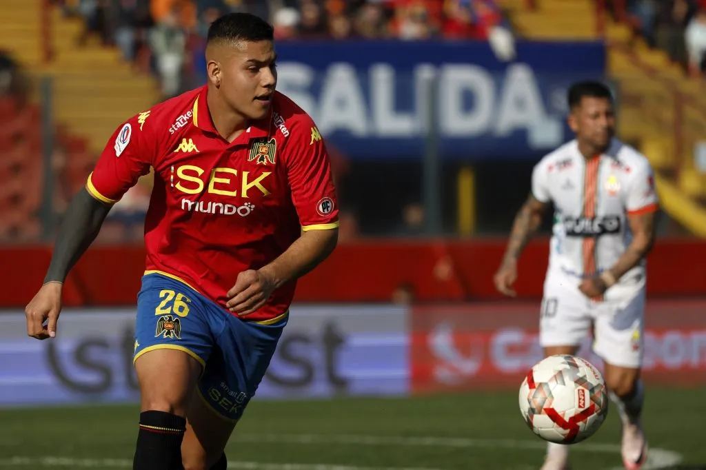 Roco revivió su tortuoso 2023, año que estuvo cortado por la directiva de Huachipato al defender su derecho a no renovar contrato con los acereros.