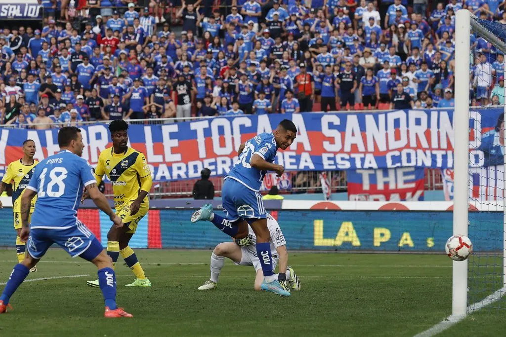 El fallo de Palacios ante Everton que todavía da vueltas en los hinchas azules. Imagen: Photosport.