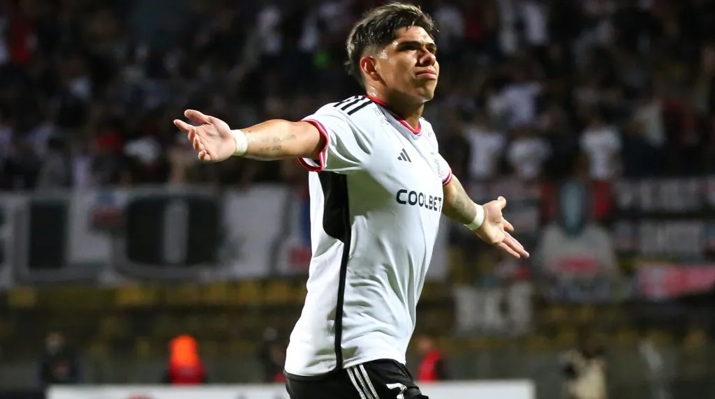 Carlos Palacios es de los jugadores que tendrá que reemplazar Jorge Almirón