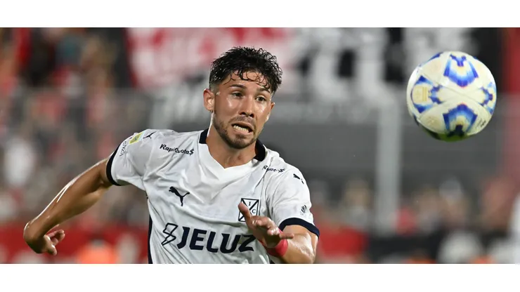 Loyola se afianza como titular indiscutido en Independiente