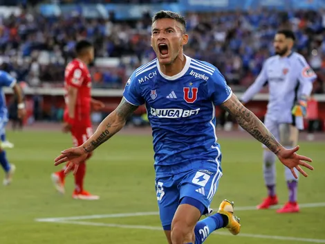 Las tranquilas vacaciones de Charles Aránguiz en playa chilena