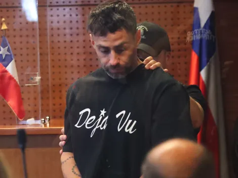 Completamente solo: la imagen de Jorge Valdivia al salir de la cárcel