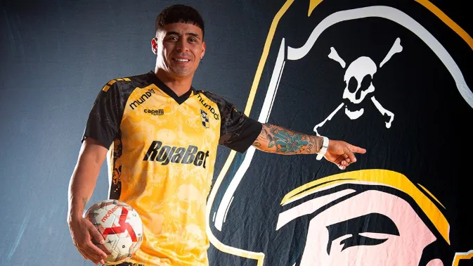 Brian Fernández no se ha presentado a entrenar.