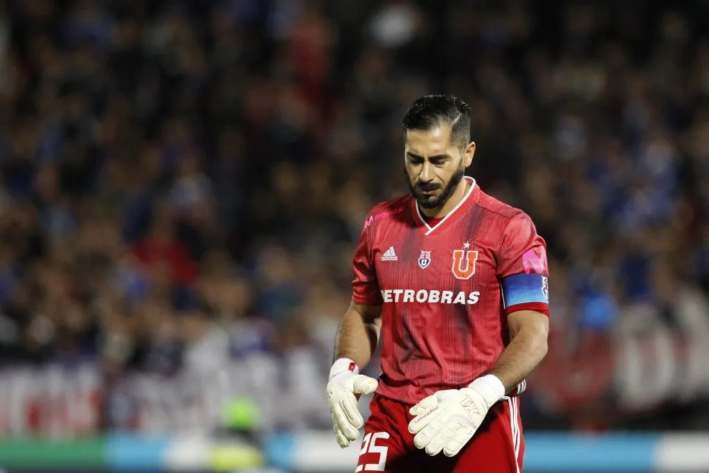 Johnny Herrera lamentó la partida de Sandrino Castec. Foto: Dragomir Yankovic/Photosport