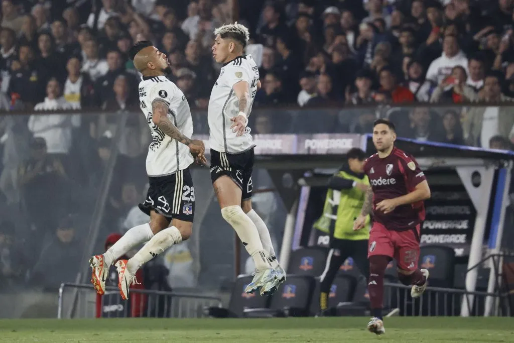 Carlos Palacios jugó un partidazo ante River Plate.