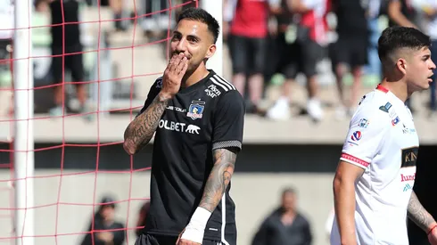 Javier Correa es el único nueve de área que tiene Colo Colo por ahora.