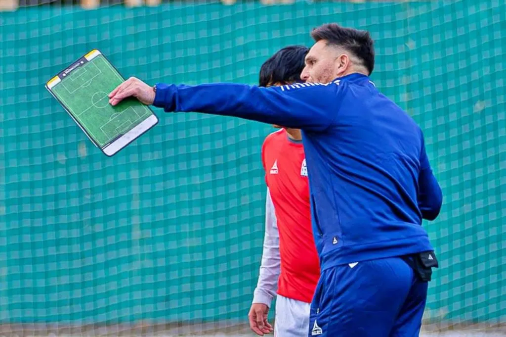 Rafael Olarra y compañía tuvieron que liderar un entrenamiento simulado para poder titularse en la INAF. 
