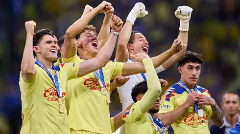 Lichnovsky a 90 minutos de inédito récord en México.