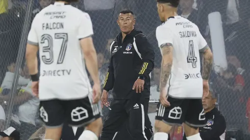 Almirón busca reforzar el plantel albo con cinco figuras