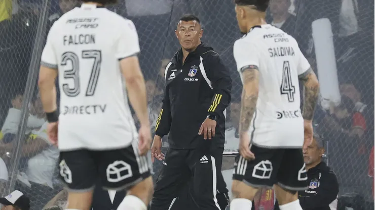 Almirón busca reforzar el plantel albo con cinco figuras