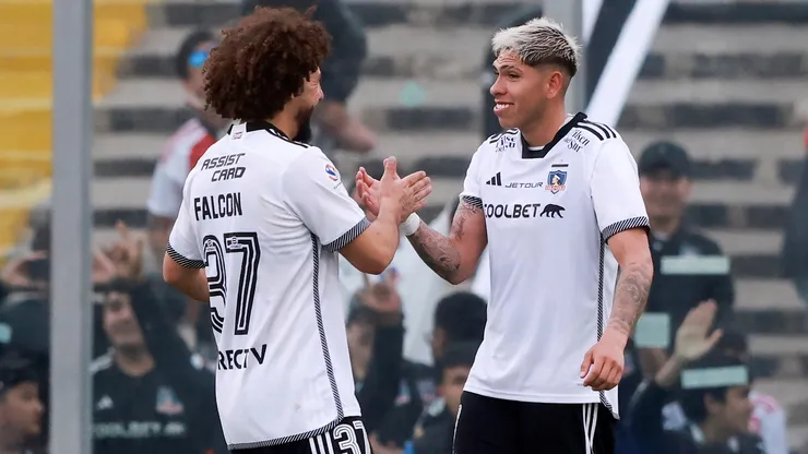 Colo Colo despide oficialmente a Carlos Palacios.
