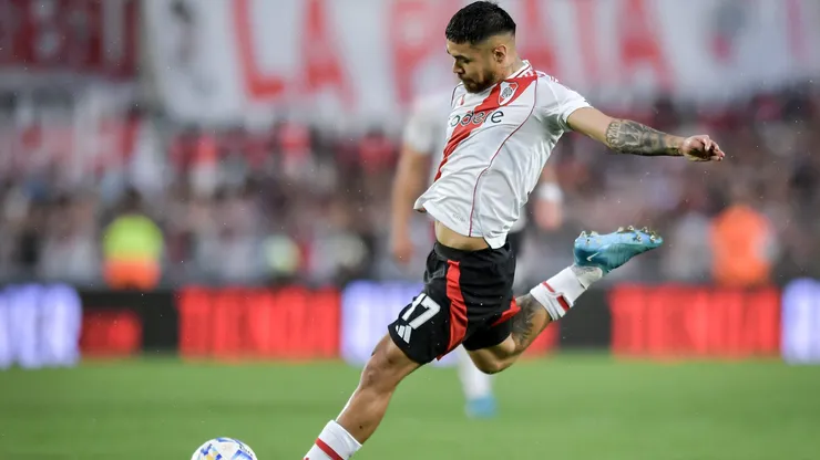 Paulo Díaz no pudo entrar ante Racing.