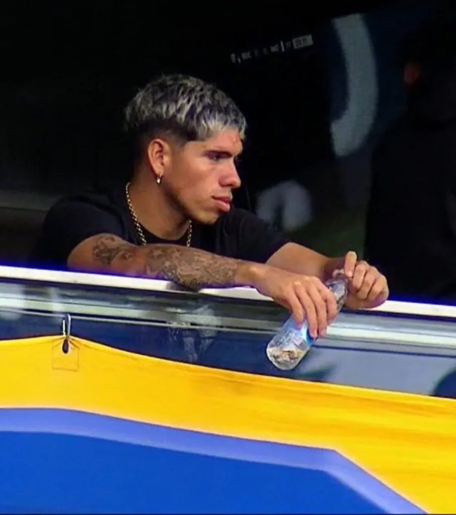 Palacios viendo a Boca.