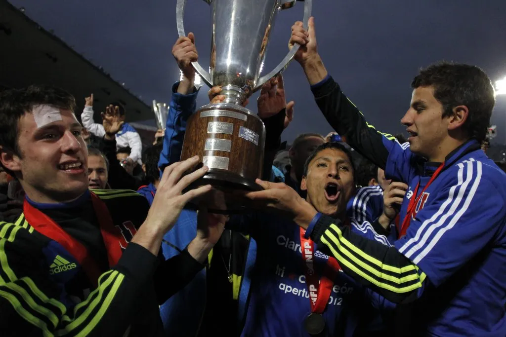 Raúl Ruidíaz disputó 24 partidos y anotó 8 goles en U. de Chile. Imagen: Photosport.