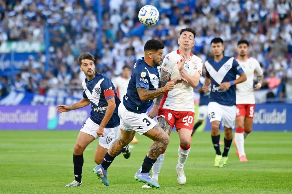 El chileno brilló como un todoterreno en Huracán.