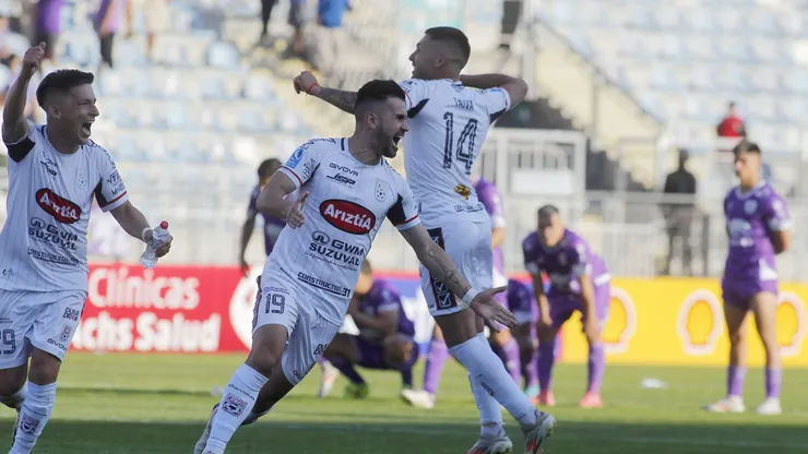 Melipilla ganó por penales la definición.