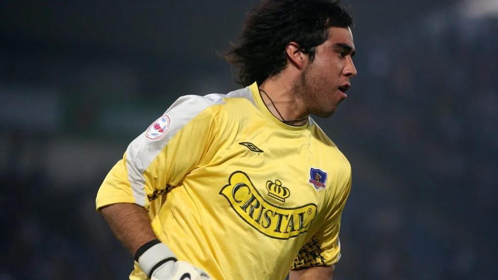 Claudio Bravo podría volver a Colo Colo.