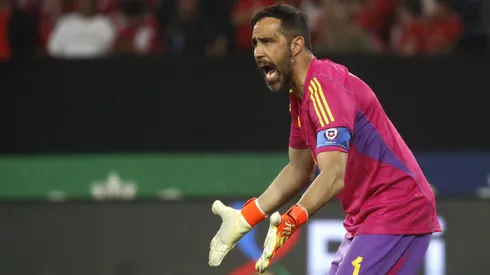 Claudio Bravo se retiró del fútbol profesional al cabo de la Copa América 2024.