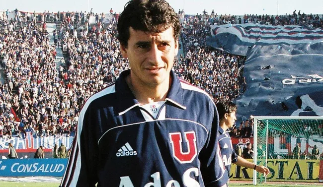 Pedro González, un delantero goleador de fuste, con una técnica y frialdad extraordinaria para definir.