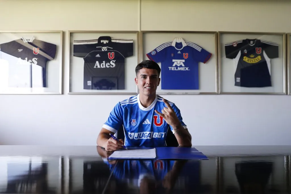 Julián Alfaro y la conversación con el DT de la U, Gustavo Álvarez.