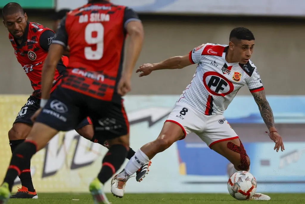 Alejandro Márquez viene de brillar en Rangers /Photosport