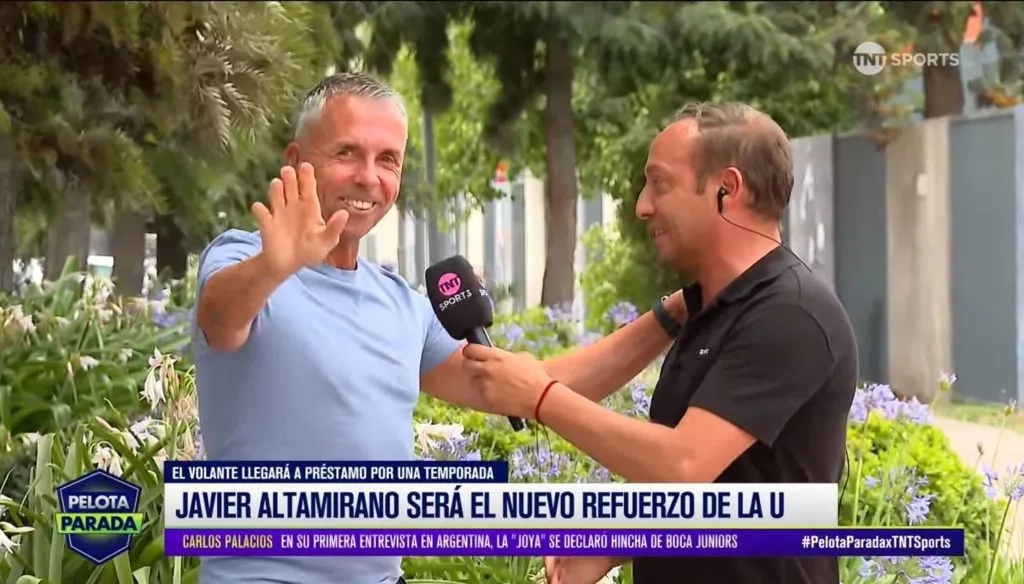 Gustavo Álvarez mandó saludos en despacho de TNT Sports. Foto: Captura TNT Sports.