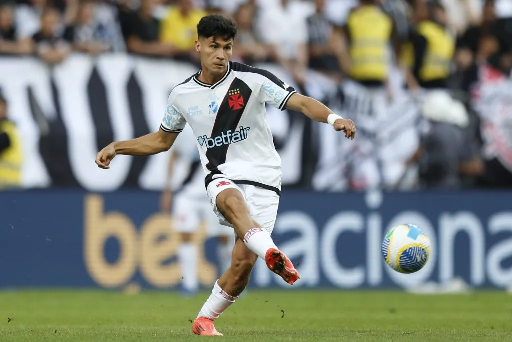 Pablo Galdames no renovará con Vasco da Gama y la U lo espera. Foto: Getty Images.
