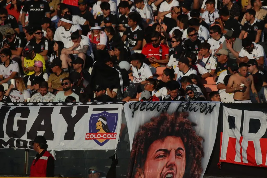 Los hinchas alegaron por el alza en los precios de las entradas | Photosport