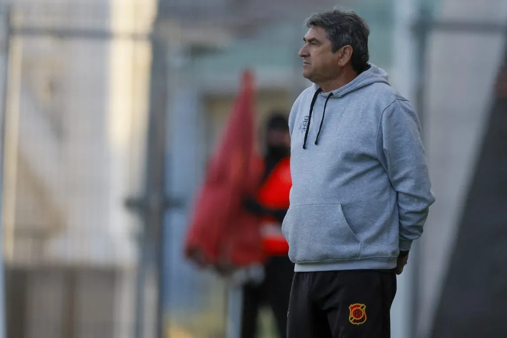 Emiliano Astorga en el estadio Nicolás Chahuán Nazar. (Andres Pina/Photosport)