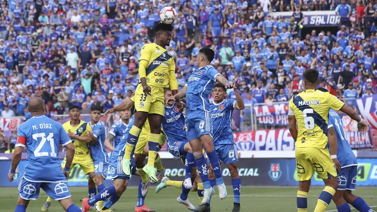 Un semestre le bastó para erigirse como un talento top del fútbol chileno.