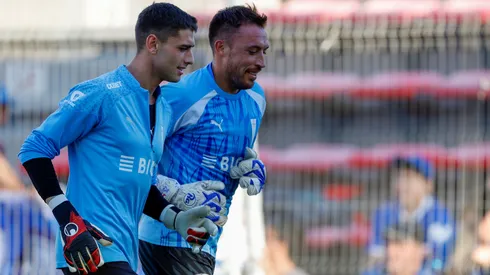 Thomas Gillier y Sebastián Pérez, los arqueros de Católica en 2024.