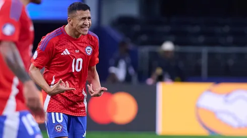 Alexis Sánchez es buscado por Gareca.