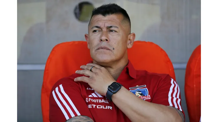 Colo Colo trabaja en el mercado de pases.