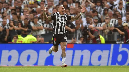 Gol en la final de Copa Libertadores: ¿Vargas se aleja más de la U?