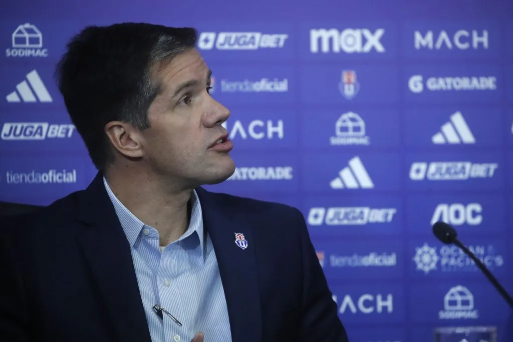 La U y su presidente Michael Clark han optado por guardar silencio. Foto.: Jonnathan Oyarzun/Photosport