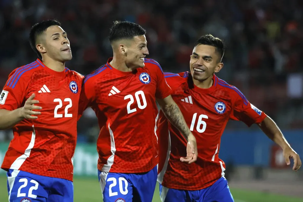 Gremio, donde milita Alexander Aravena, quiere a Lucas Cepeda | Photosport