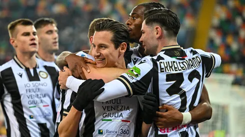 Los jugadores de Udinese celebrando el tanto de Florian Thauvin frente a Napoli en la jornada 16 de la Serie A 2024/25.