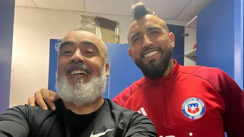 Juan Ramírez, PF de Arturo Vidal, entrena a varios jugadores de Colo Colo