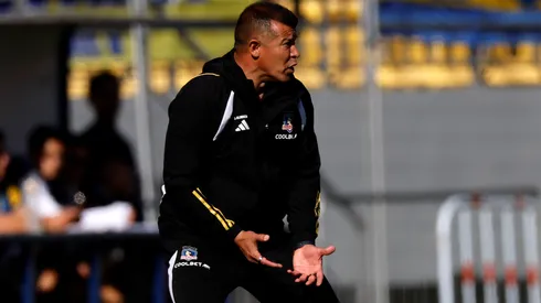 Jorge Almirón mete presión a Colo Colo por su nuevo arquero.