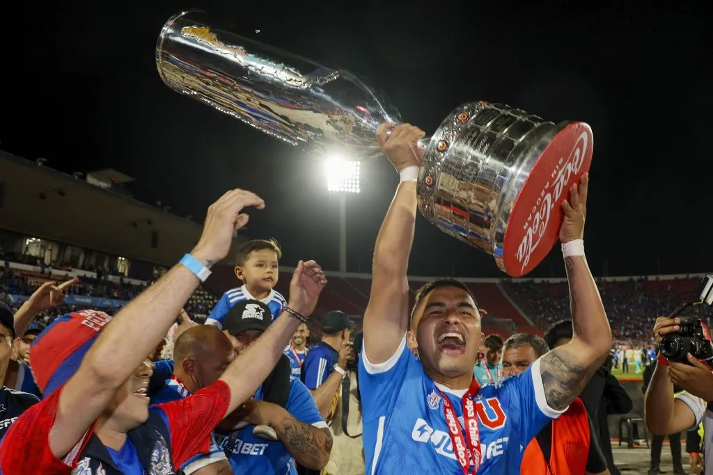 La “U” busca un 9 para competir con Nico Guerra